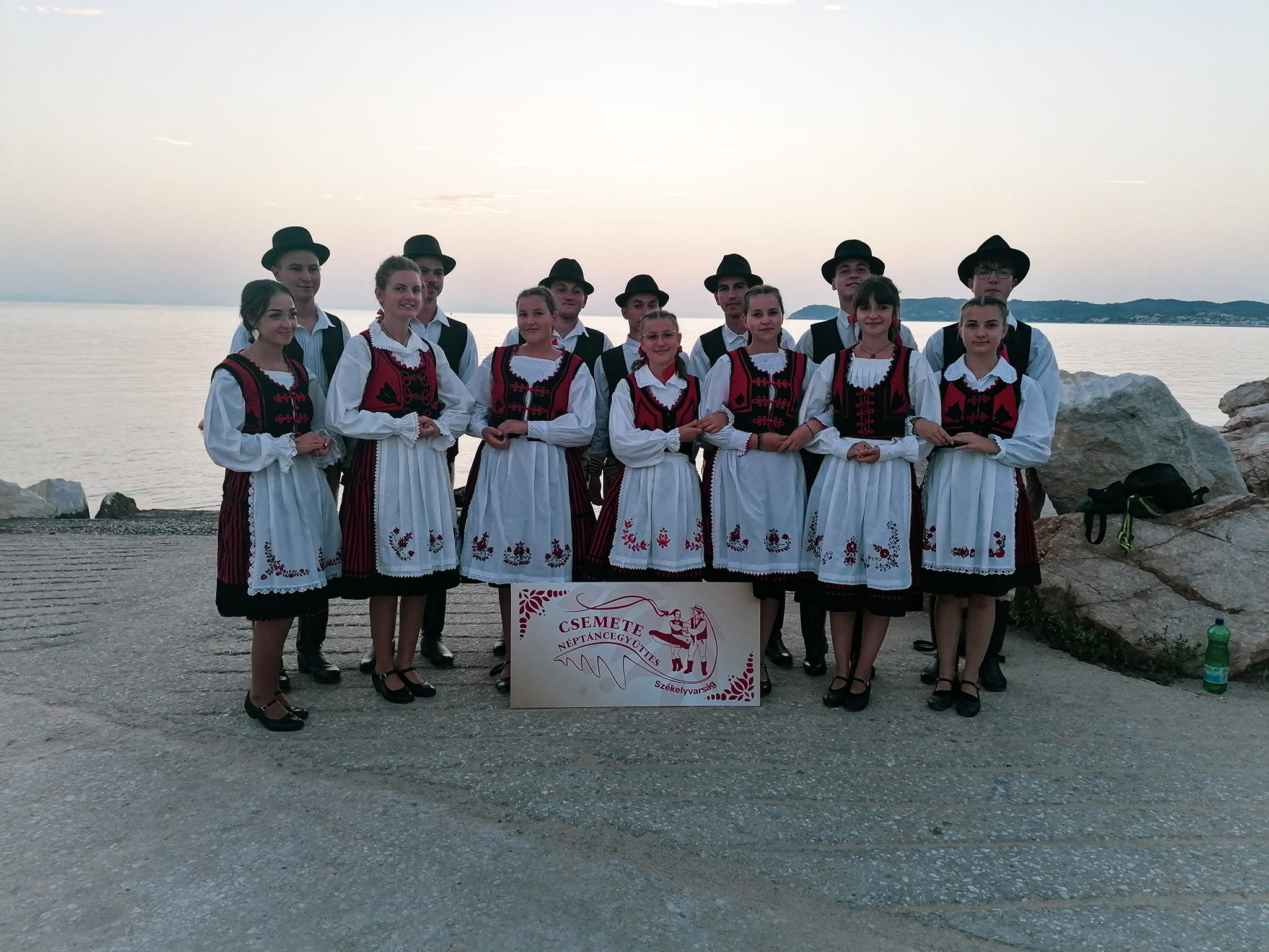 Csemete Néptánccsoport / Facebook